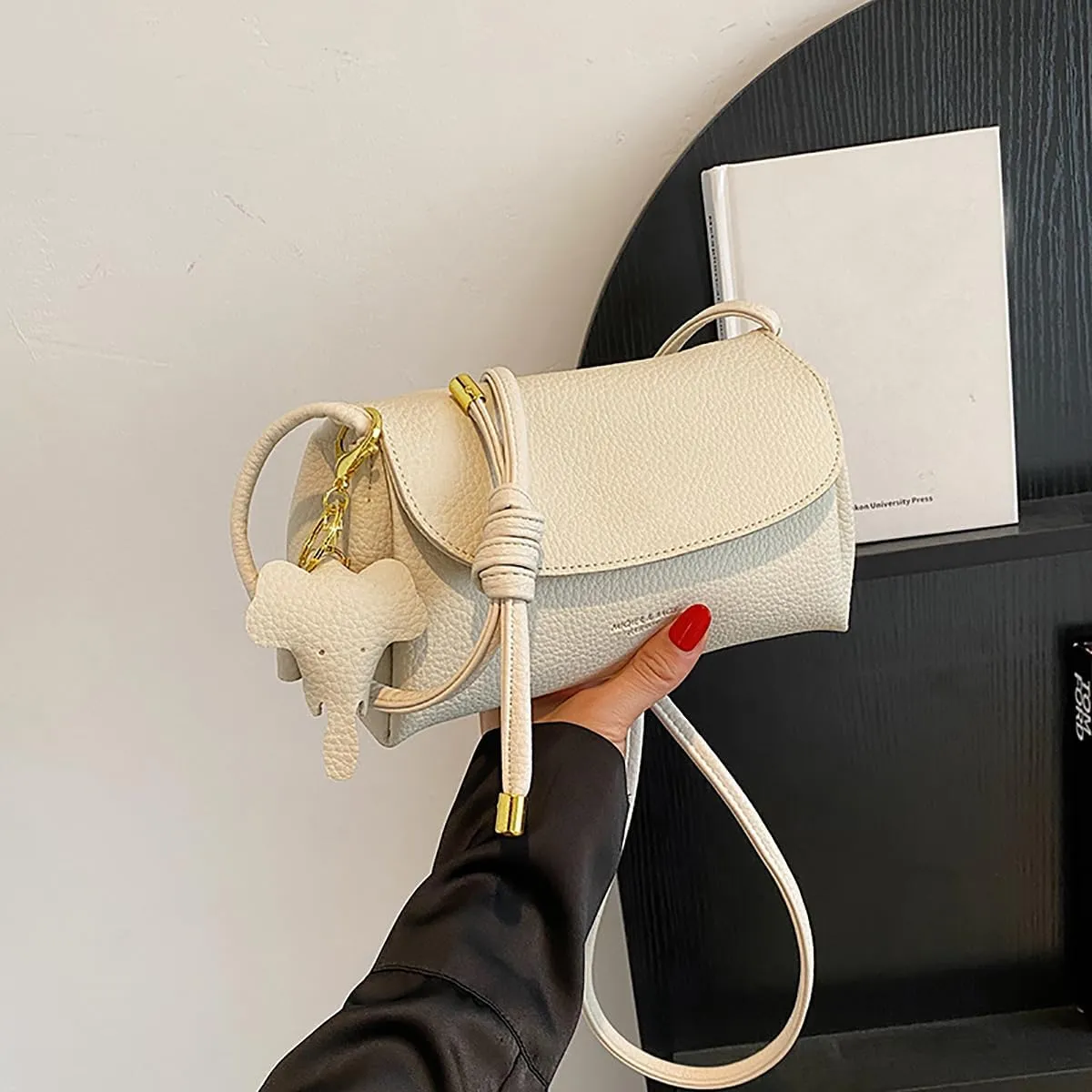 Fashion Crossbody Bag with Elephant Pendant, Women's Mini Stylish PU Crossbody Bag Adjustable Shoulder Bag