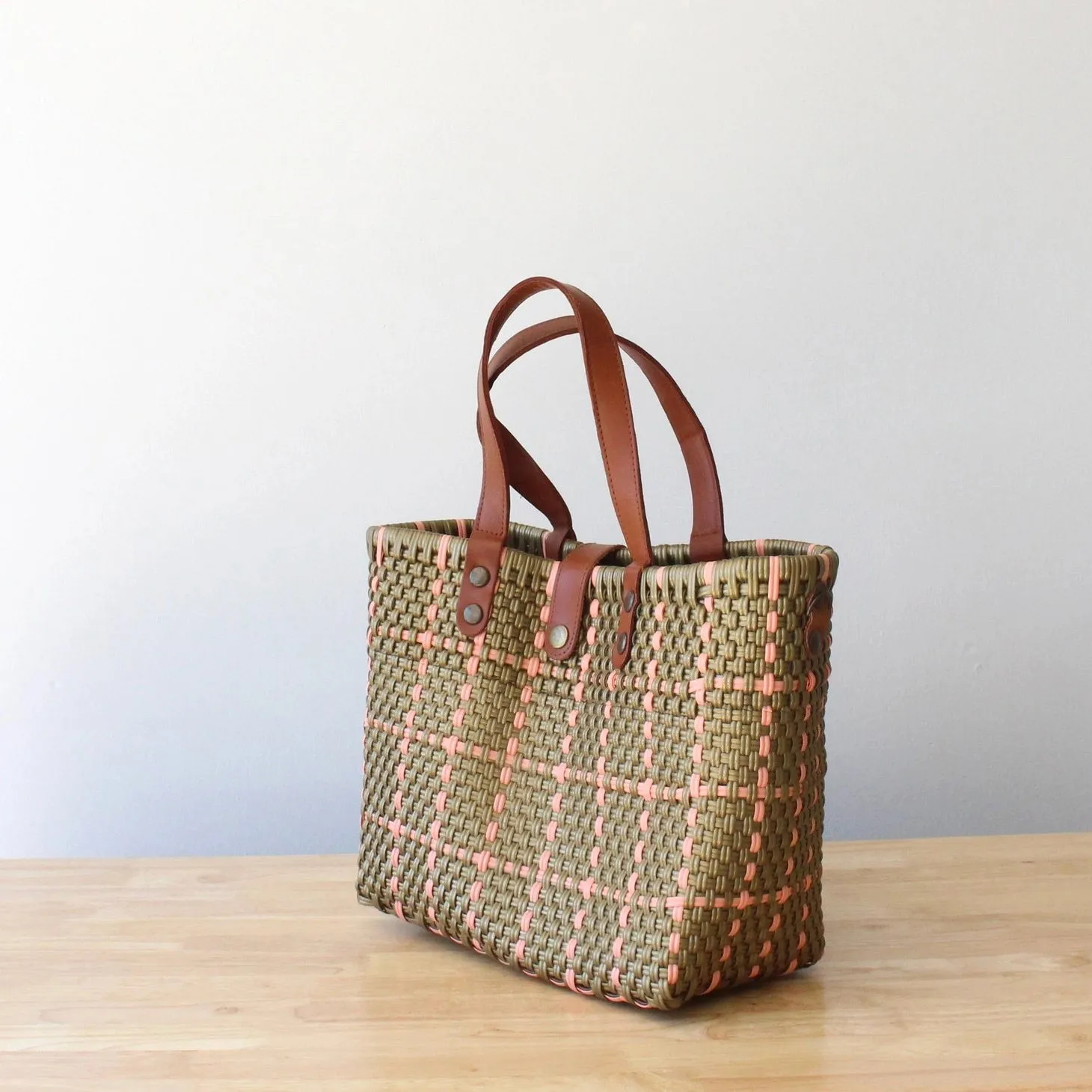 Gold   Pink Plaid Handwoven Crossbody Bag