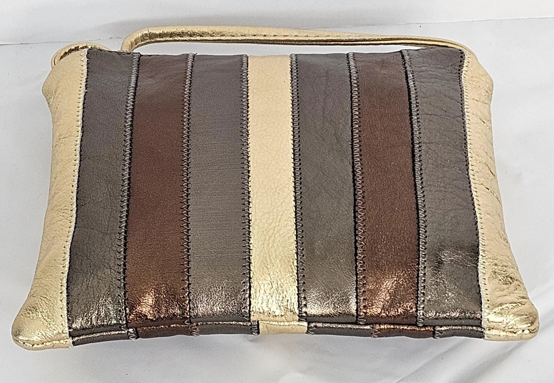 Gold with pewter bronze metallic Zigzag stich Crossbody Handbag #TR3302gpbm-ZA, Purses,Universal Use Genuine Leather.   Made in USA.