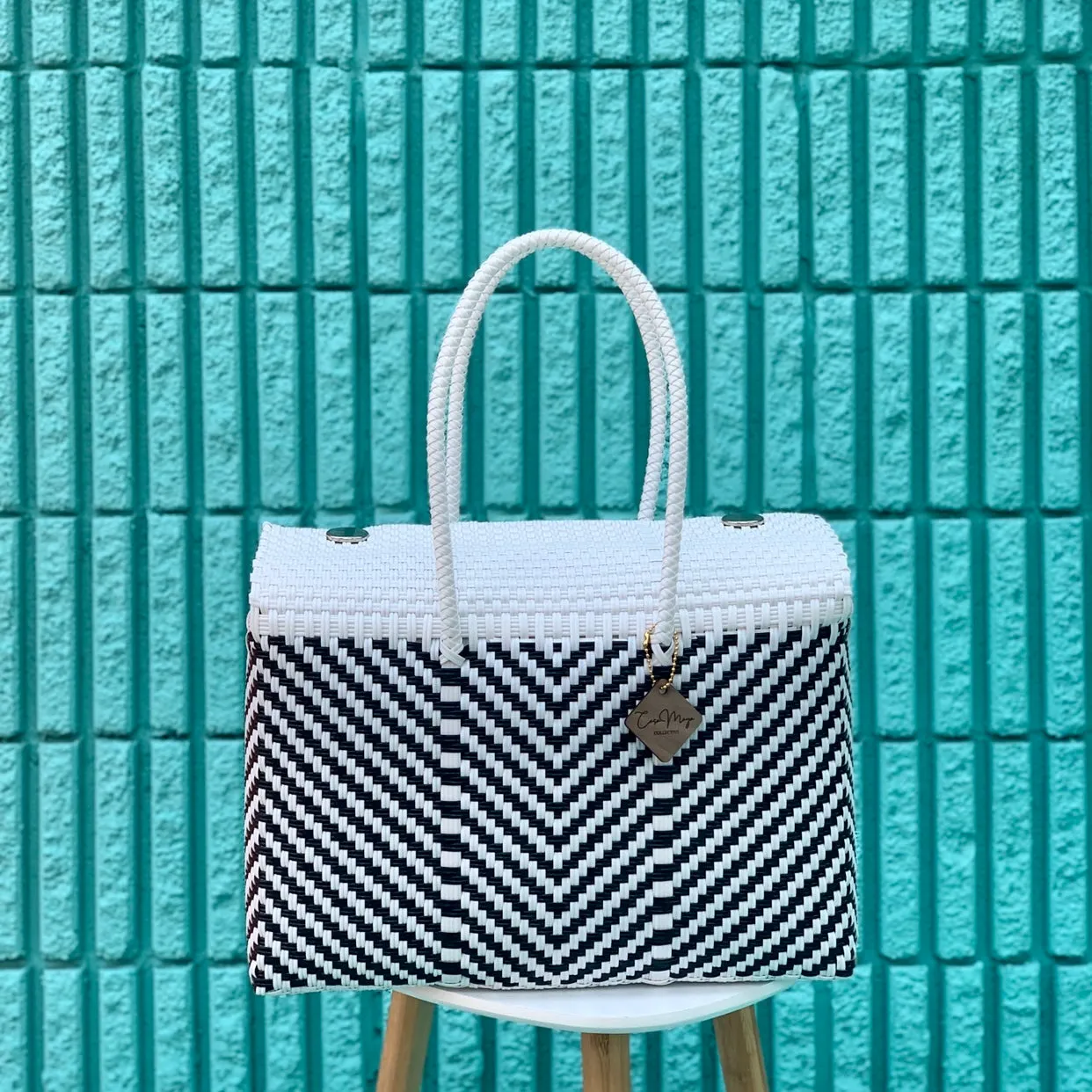 Large Duffel - B   W