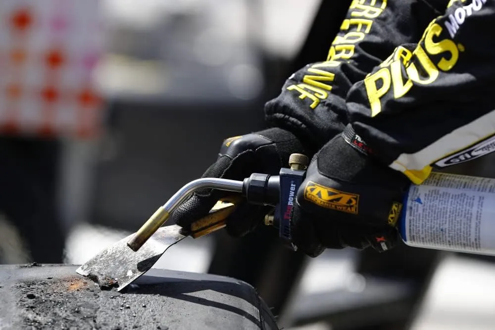 Mechanix Wear: CarbonX Level 1 Work Gloves (Medium, Black)