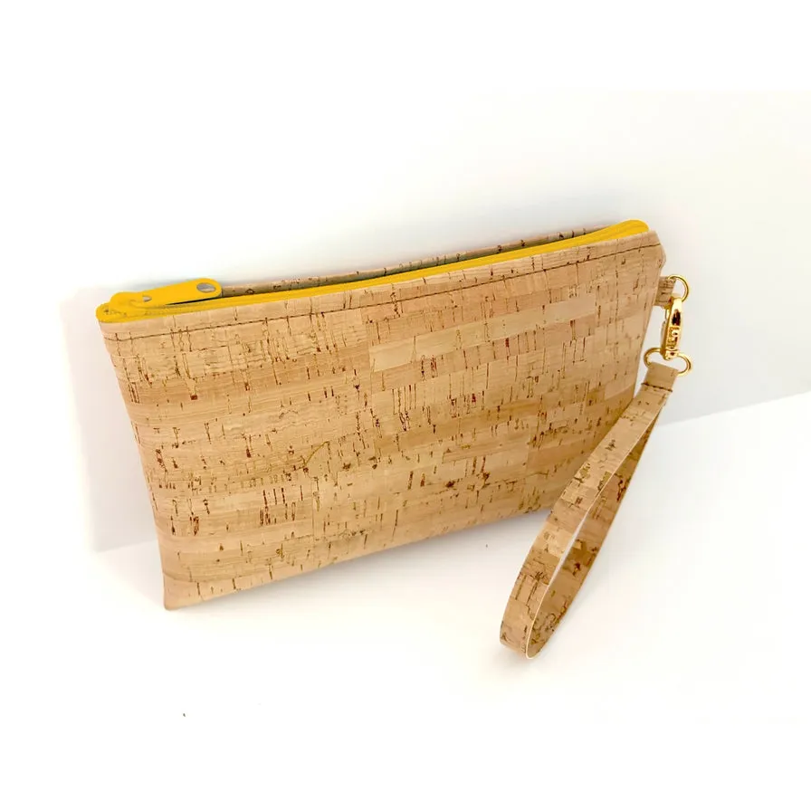 Medium Wristlet | Cork