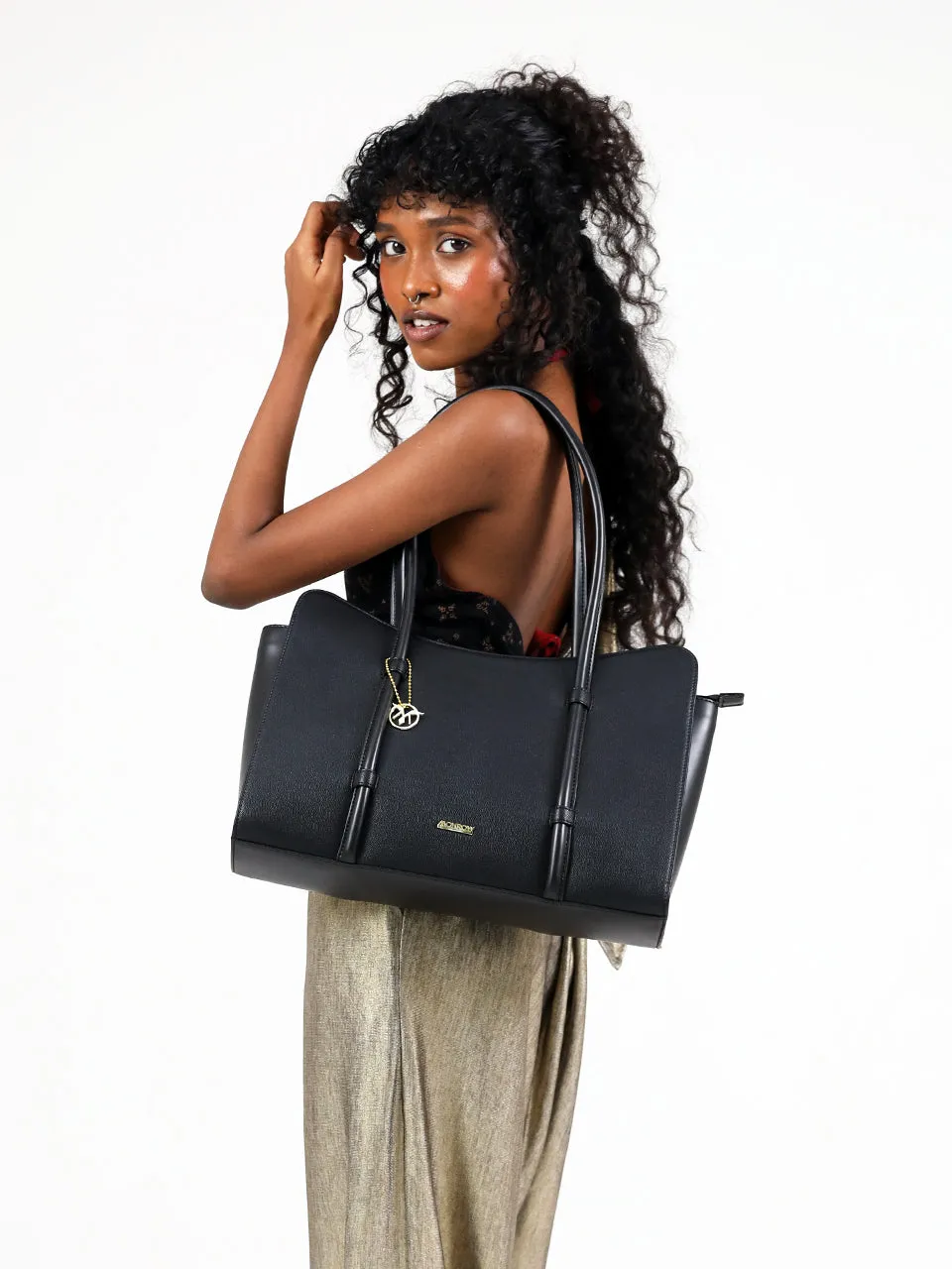 Noa Black Tote Bag