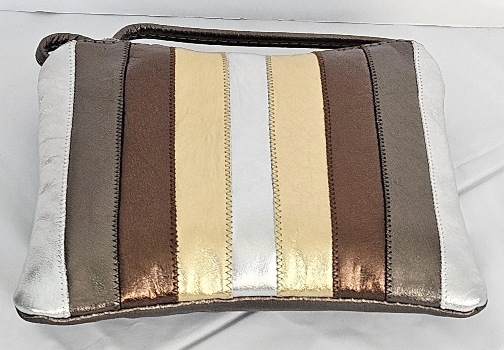Pewter silver bronze and gold metallic Zigzag stich Crossbody Handbag #TR3302psbgm-Z, Purses,Universal Use Genuine Leather.Made in USA.