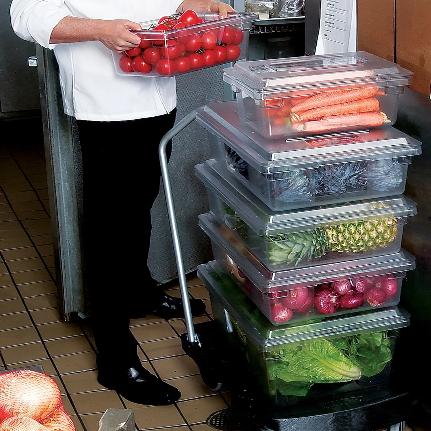 Rubbermaid Commercial Products Polycarbonate Food Storage Box/Tote, 3.5 Gallon, Clear, for Restaurant/Kitchen/Cafeteria