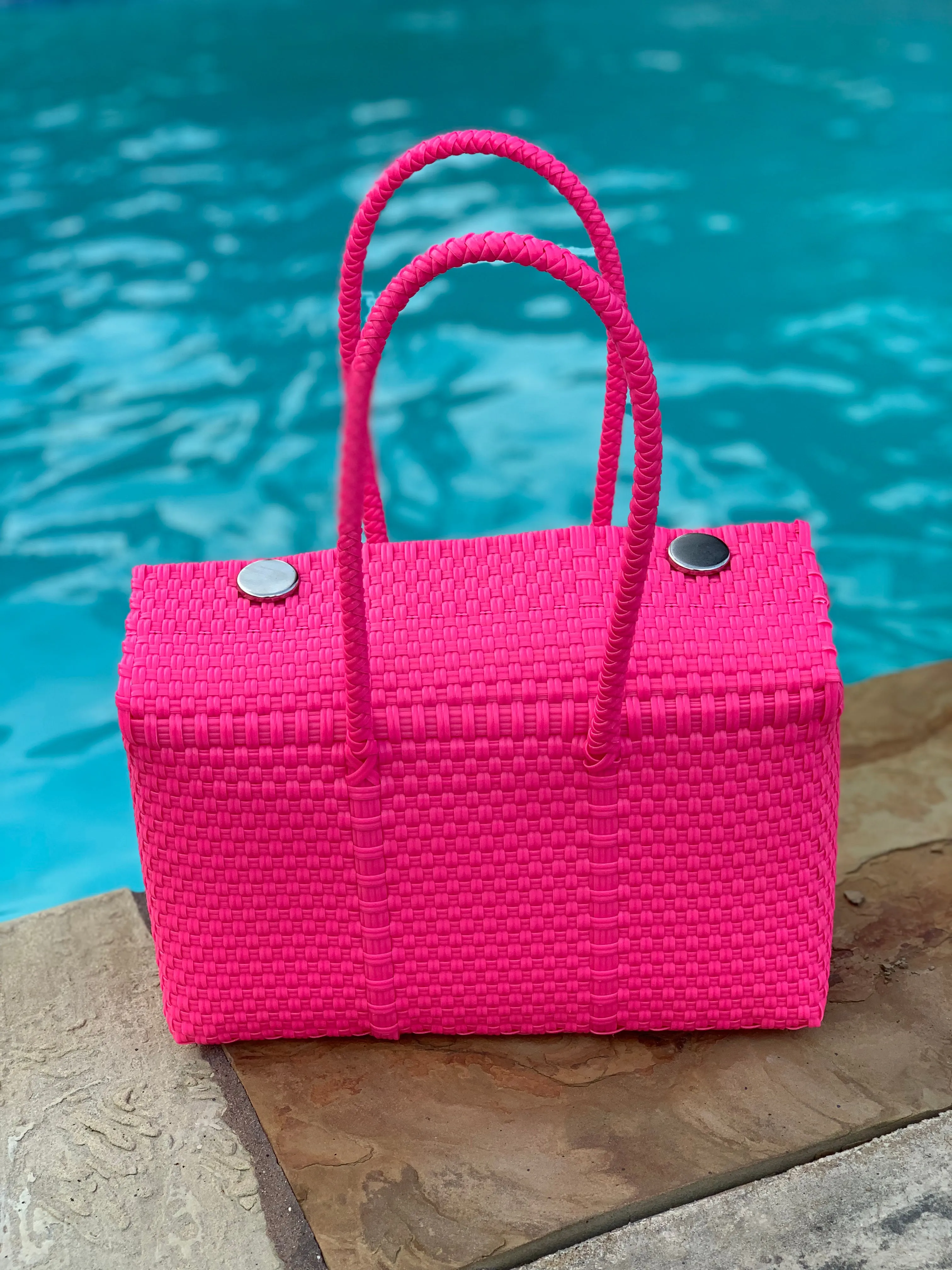 Small Duffel - Neon Pink