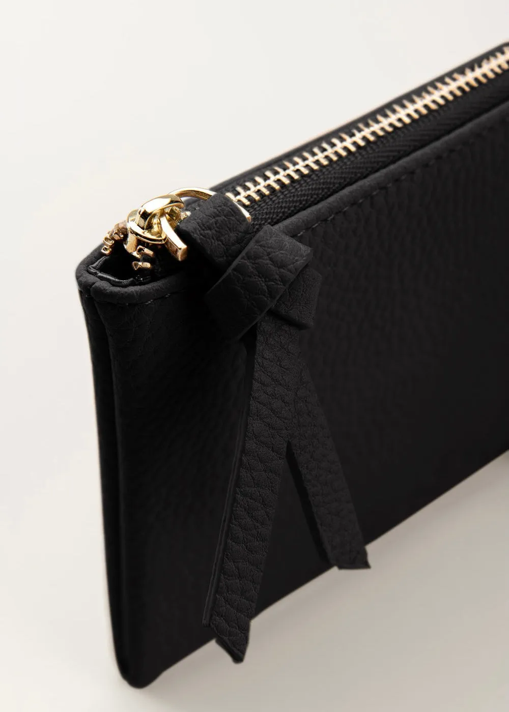 Small Pouch (Black)