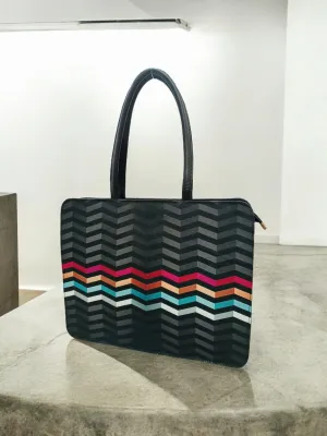 The Curve Laptop Totes...