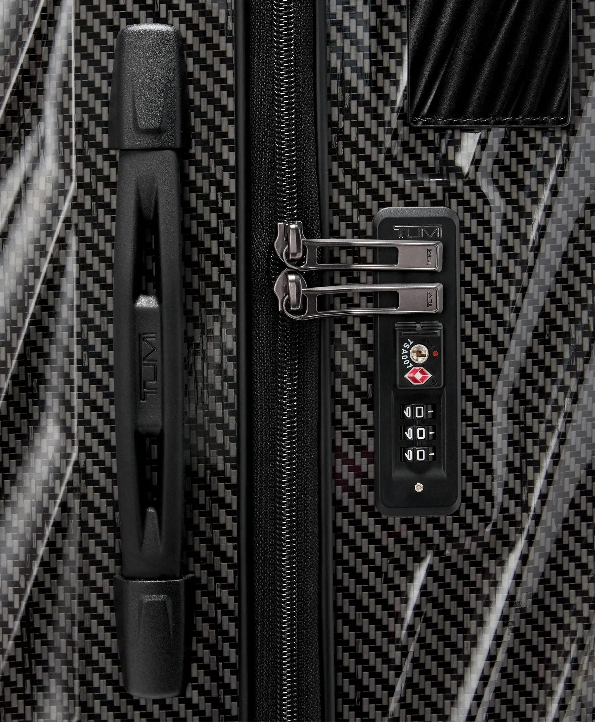 TUMI 19 Degree Lite Short Trip 4 Wheeled Packing Case - Black Graphite