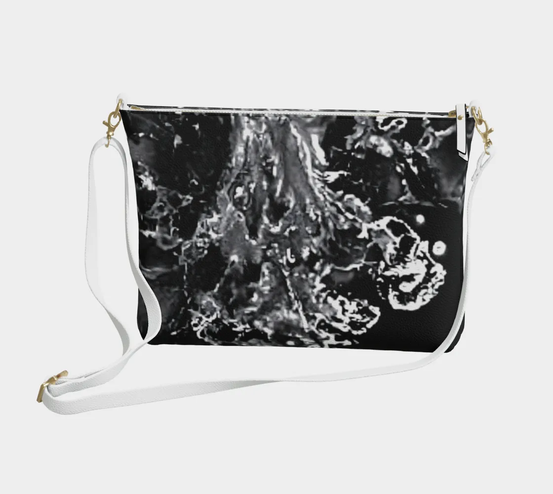 Vegan Leather Crossbody Purse (2024-12-26, 1:00 p.m.)