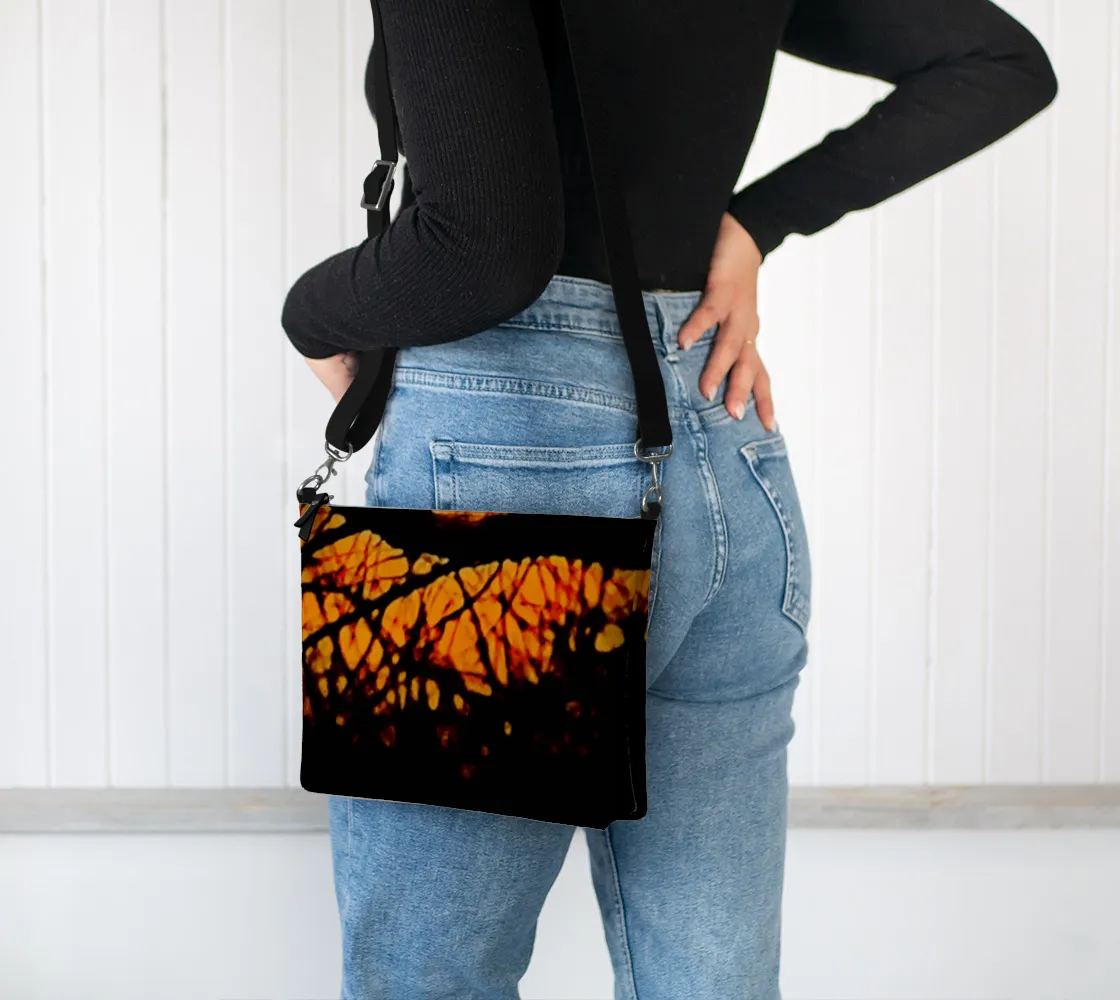 Vegan Leather Crossbody Purse (2024-12-30, 4:15 p.m.)