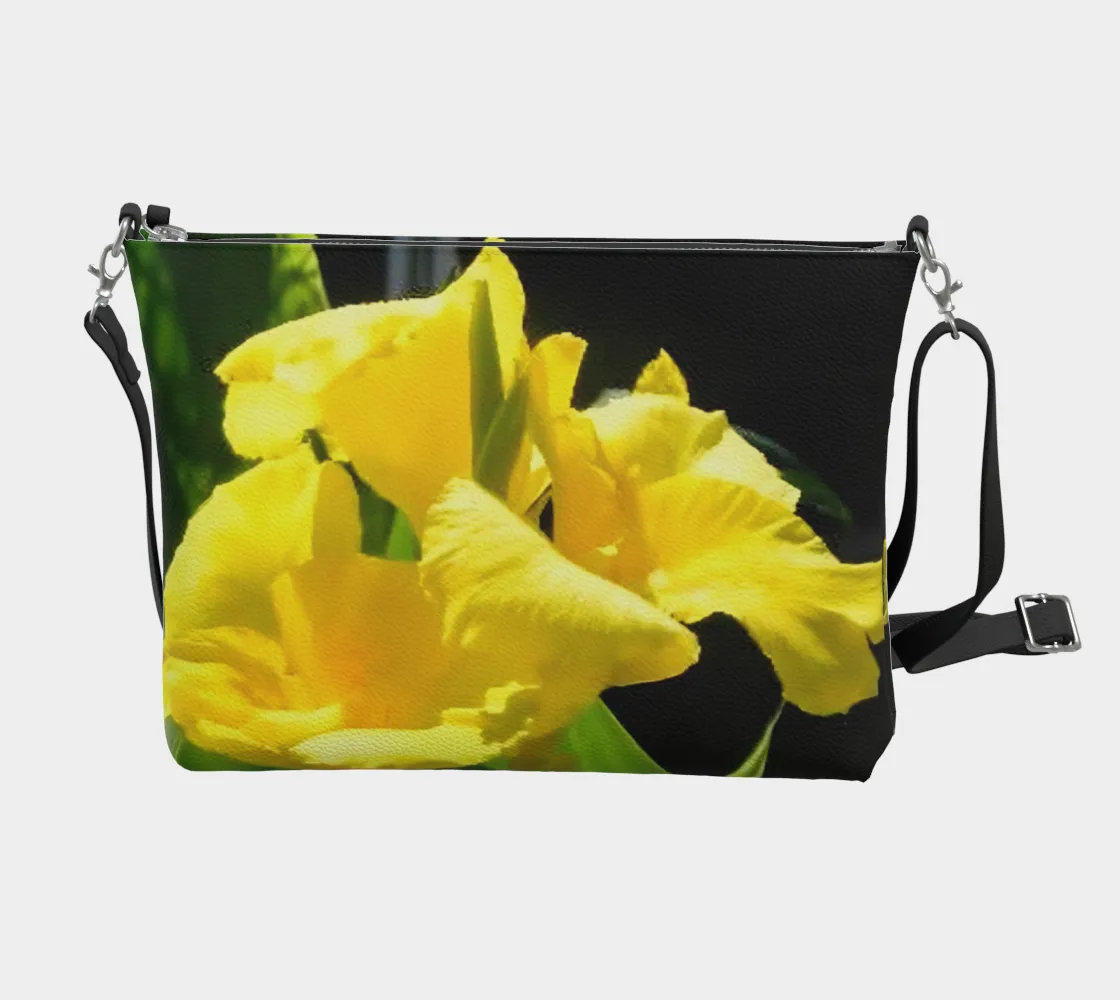 Vegan Leather Crossbody Purse (2025-03-01, 7:00 p.m.)
