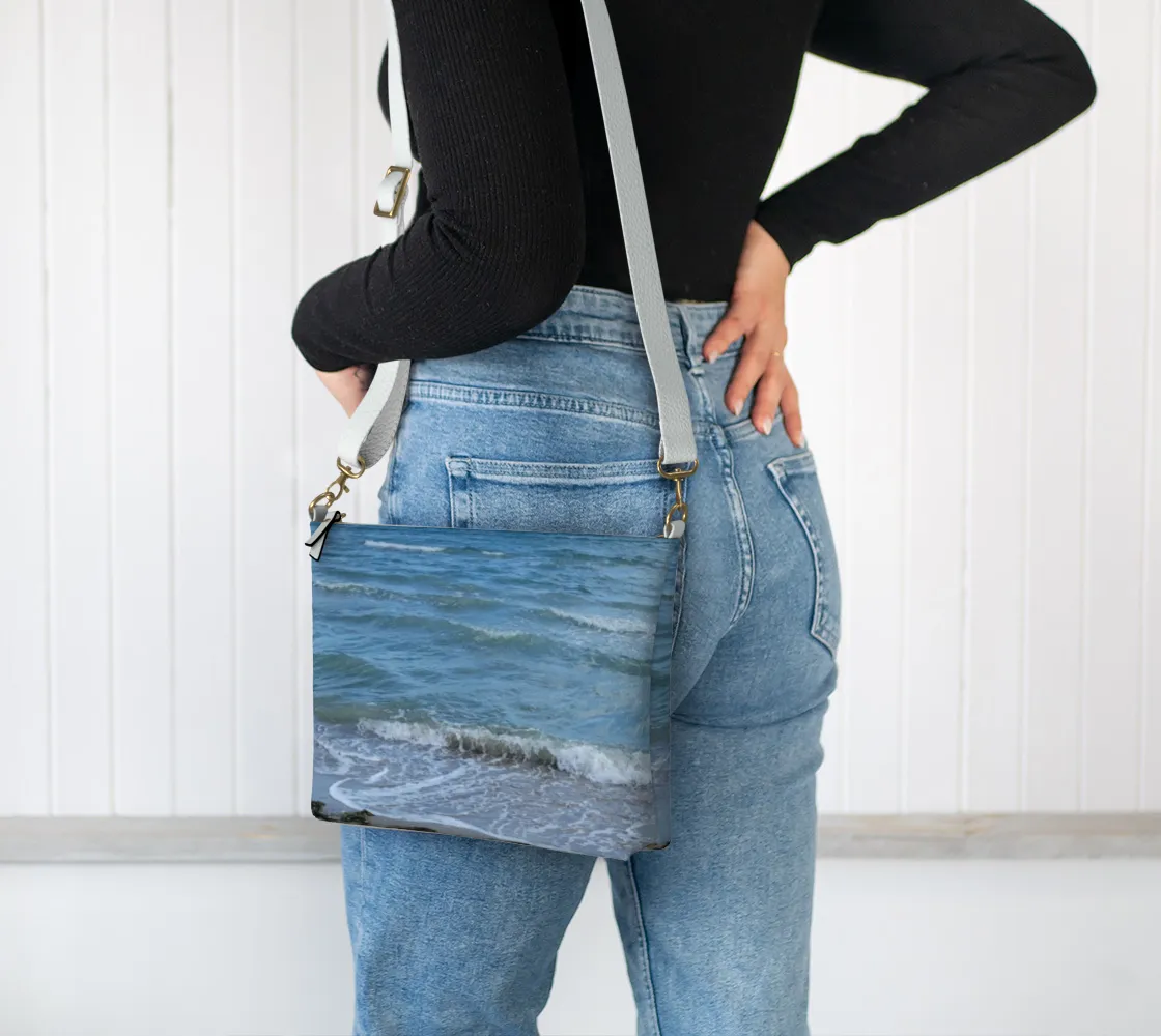 Vegan Leather Crossbody Purse (2025-03-03, 8:22 p.m.)