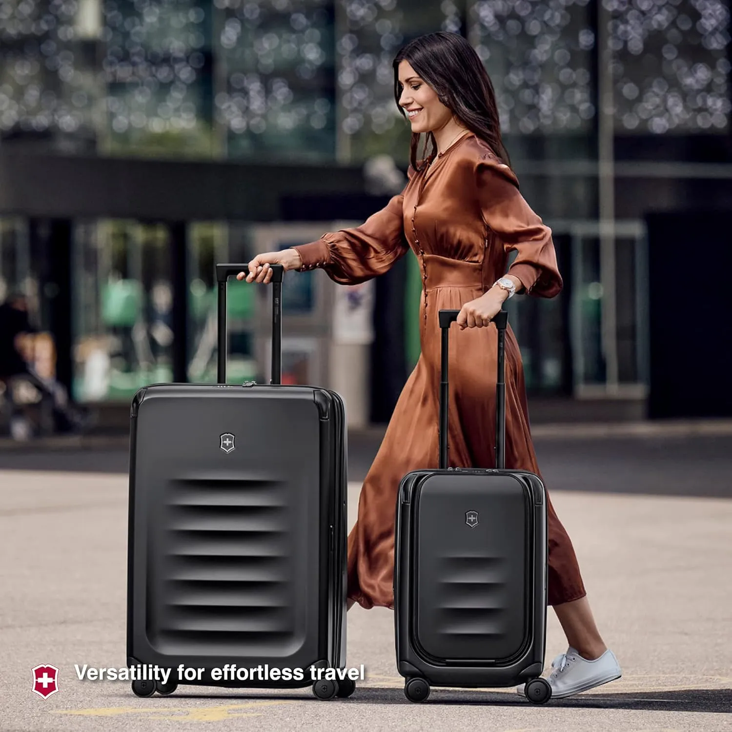 Victorinox Spectra 3.0 Expandable Large Case - Modern Hardside Luggage - Rolling Suitcase with Spinner Wheels - Holds Travel Accessories - 103 Liters, Black