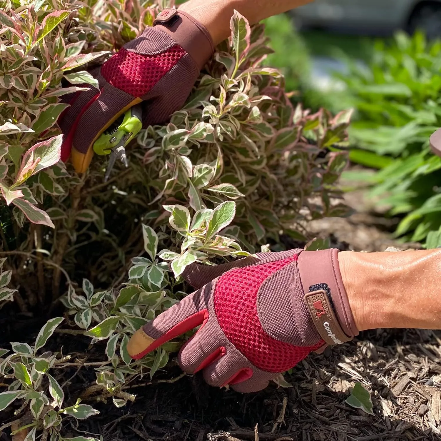 Wells Lamont Women's Breathable ComfortHyde Leather Hybrid Work Gardening Gloves, Large (7872L), Red