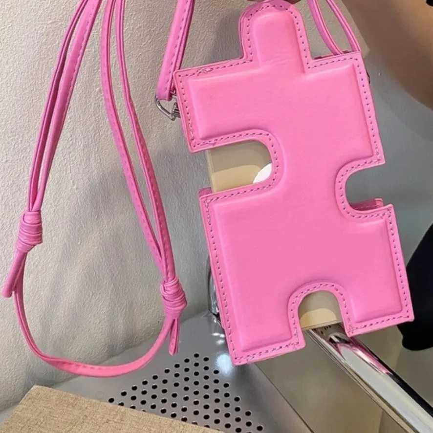What's Puzzling Bag