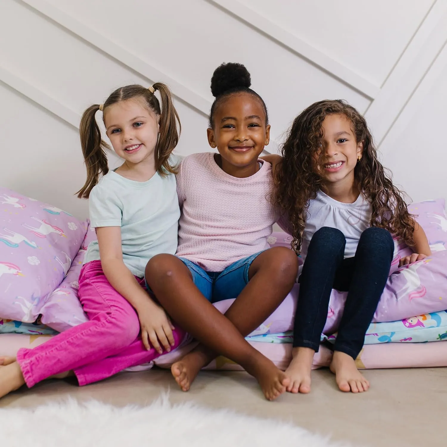Wildkin Kids Floor Lounger – Pillow Lounger, Travel-Friendly, Ideal for Sleepovers, Fits Standard Pillows - Mermaids
