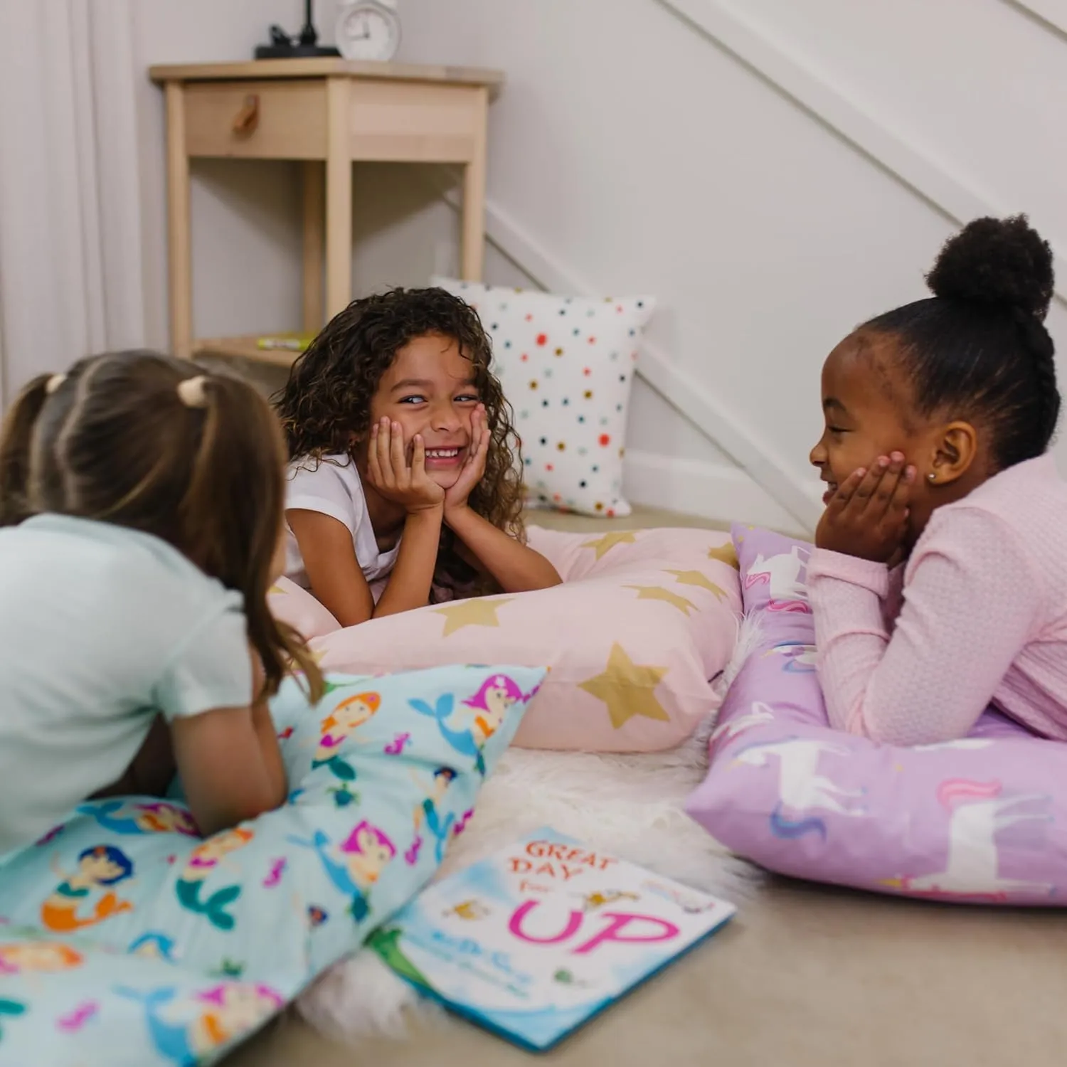 Wildkin Kids Floor Lounger – Pillow Lounger, Travel-Friendly, Ideal for Sleepovers, Fits Standard Pillows - Mermaids